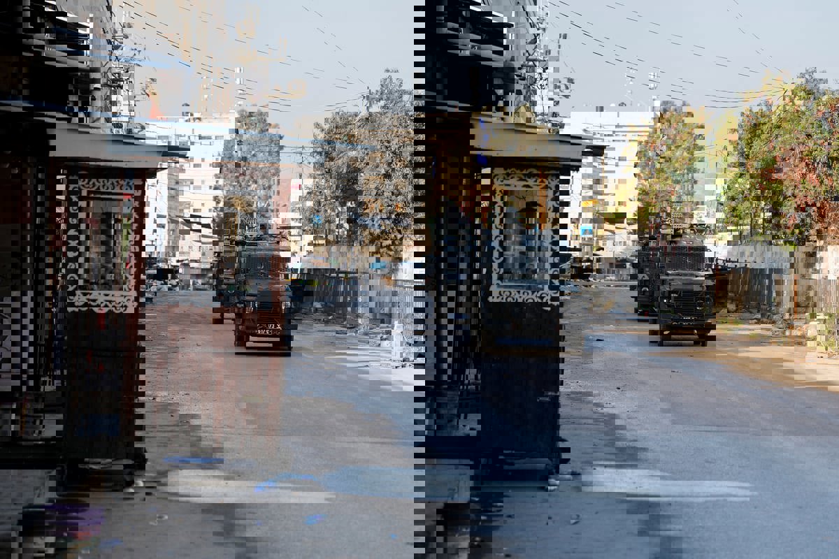 فلسطينيون من مخيم جنين يروون معاناتهم عقب انتهاء الحصار 
