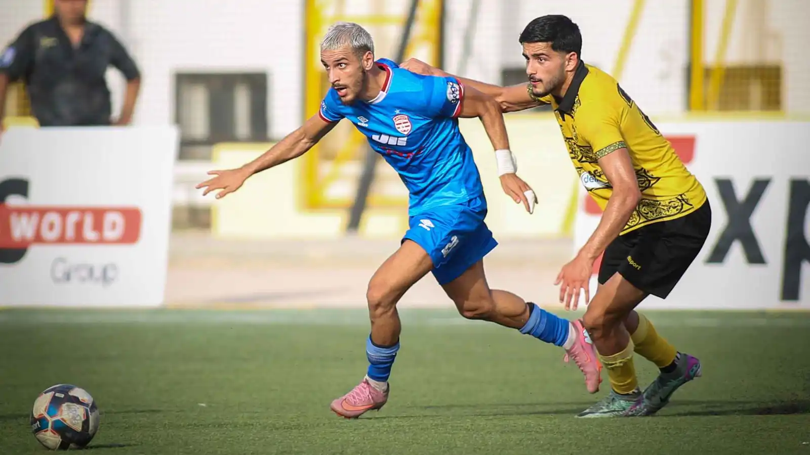 أول موقف رسمي لاتحاد الكرة وللنادي البنزرتي بعد الاعتداء على الحكم مروان سعد