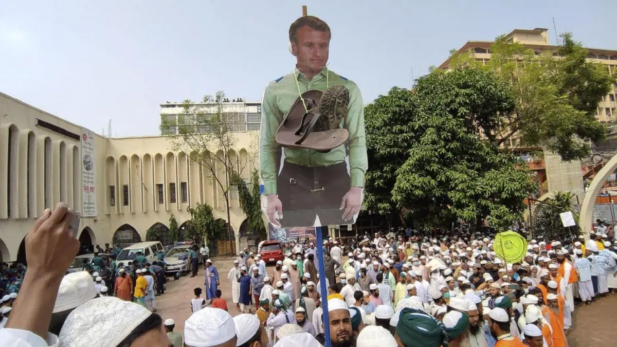 "التايمز": الأتراك لا يستطيعون التخلي عن "الرفاهية الفرنسية" رغم هجوم أردوغان على ماكرون