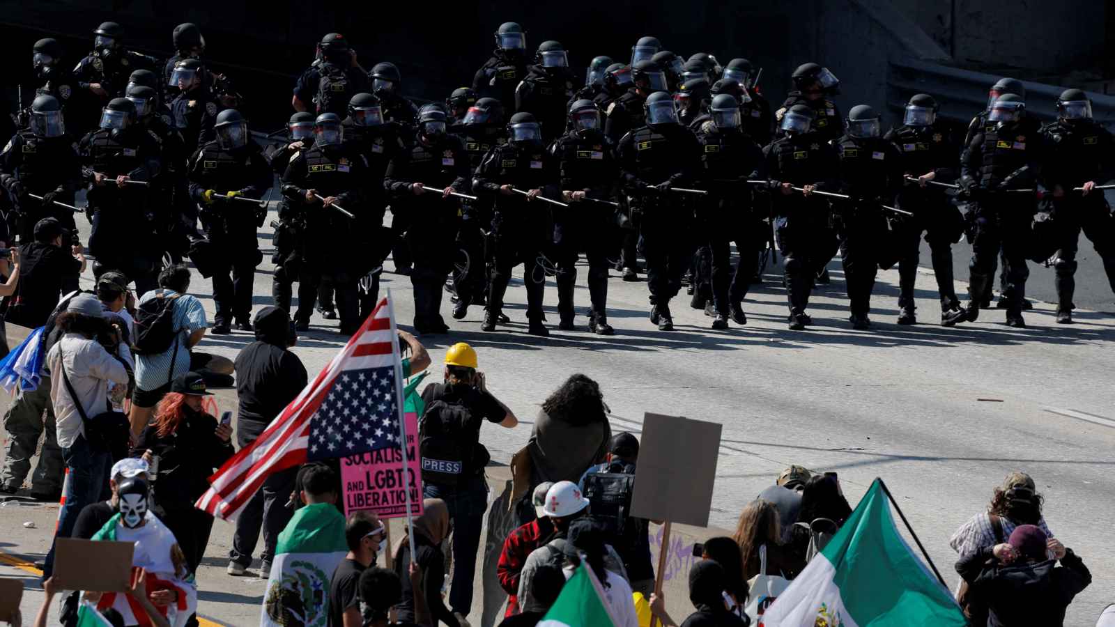 "المدينة كانت ستمحى".. ترامب يدافع عن تدابيره في لوس أنجلوس