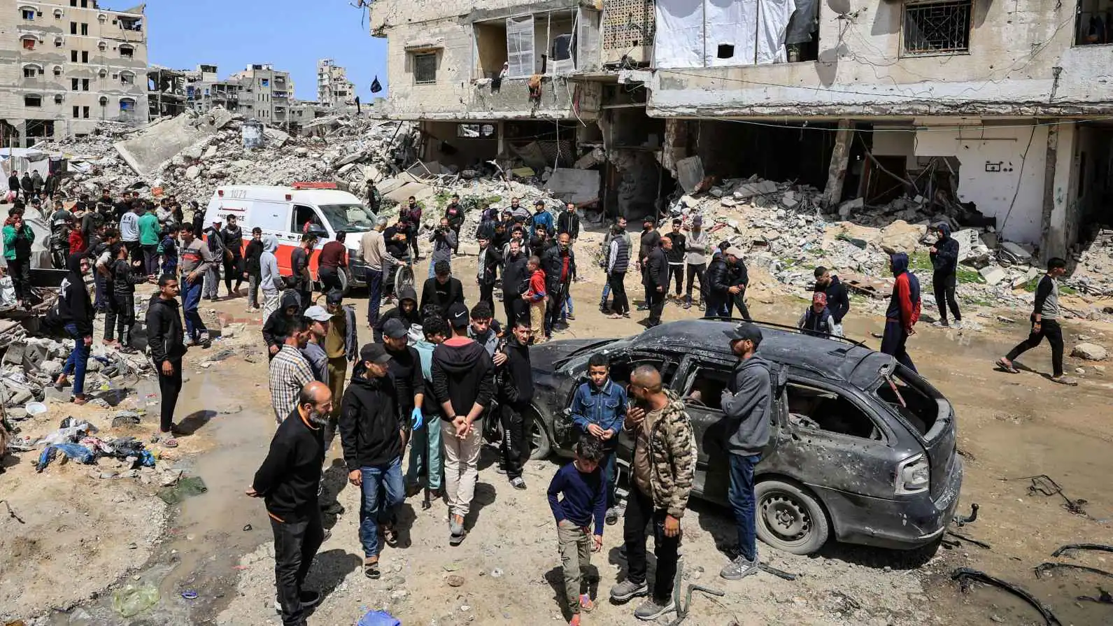 مقتل 10 فلسطينيين في قصف إسرائيلي وسط قطاع غزة