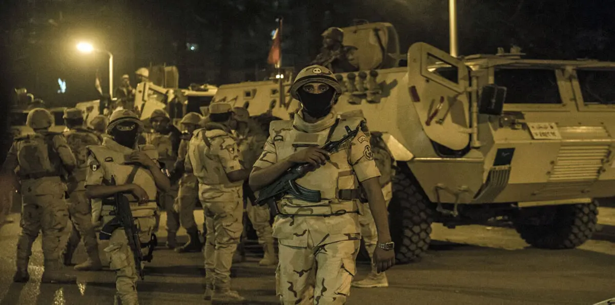 القاهرة تعلن تكثيف عملياتها العسكرية ضد "الإرهاب" في سيناء 