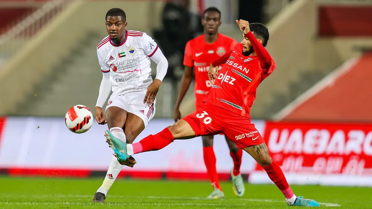 ترتيب دوري أدنوك: التعادل يحسم قمة الشارقة وشباب الأهلي.. والعين يكتسح عجمان بخماسية