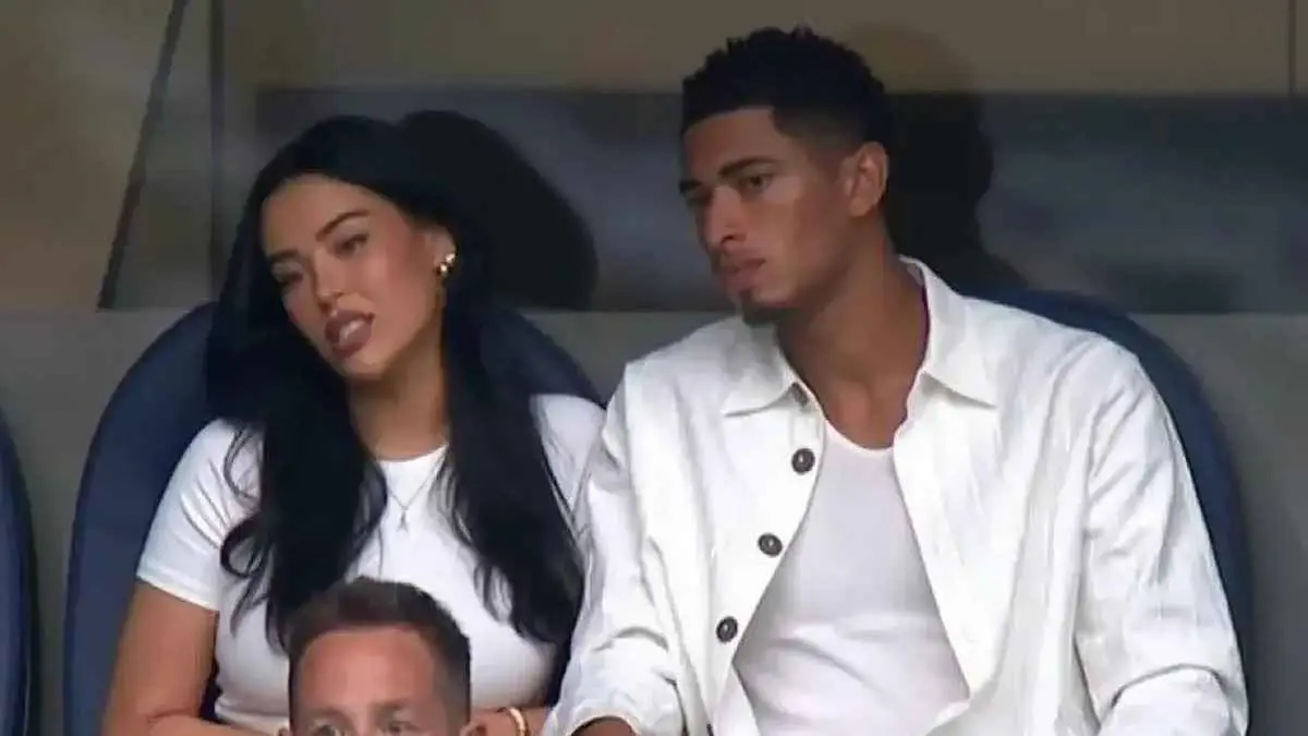 فيديو غناء ورقص.. أشلين كاسترو تنسف مزاعم الانفصال عن بيلينغهام (شاهد)