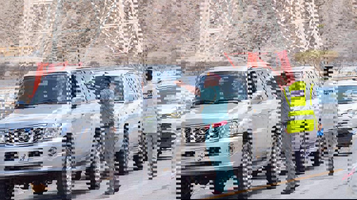 سيول الإمارات.. إنقاذ 200 شخص في جبال ووديان رأس الخيمة