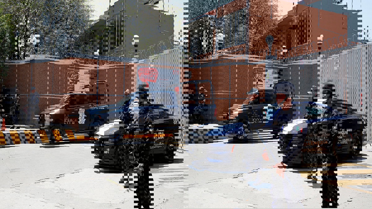 المكسيك تعتقل إسلاميًا أمريكيًا "متطرفًا" في أحد مراكزها للمهاجرين‎