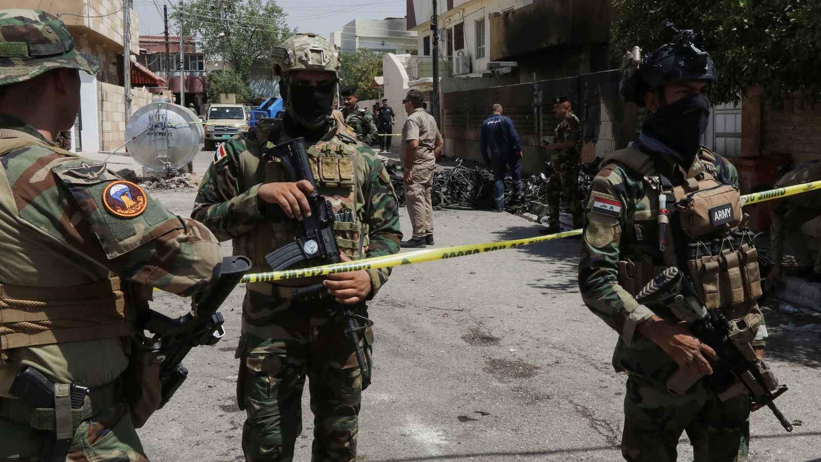 العراق.. القبض على مثيري "نزاع عشائري" في البصرة (صور)