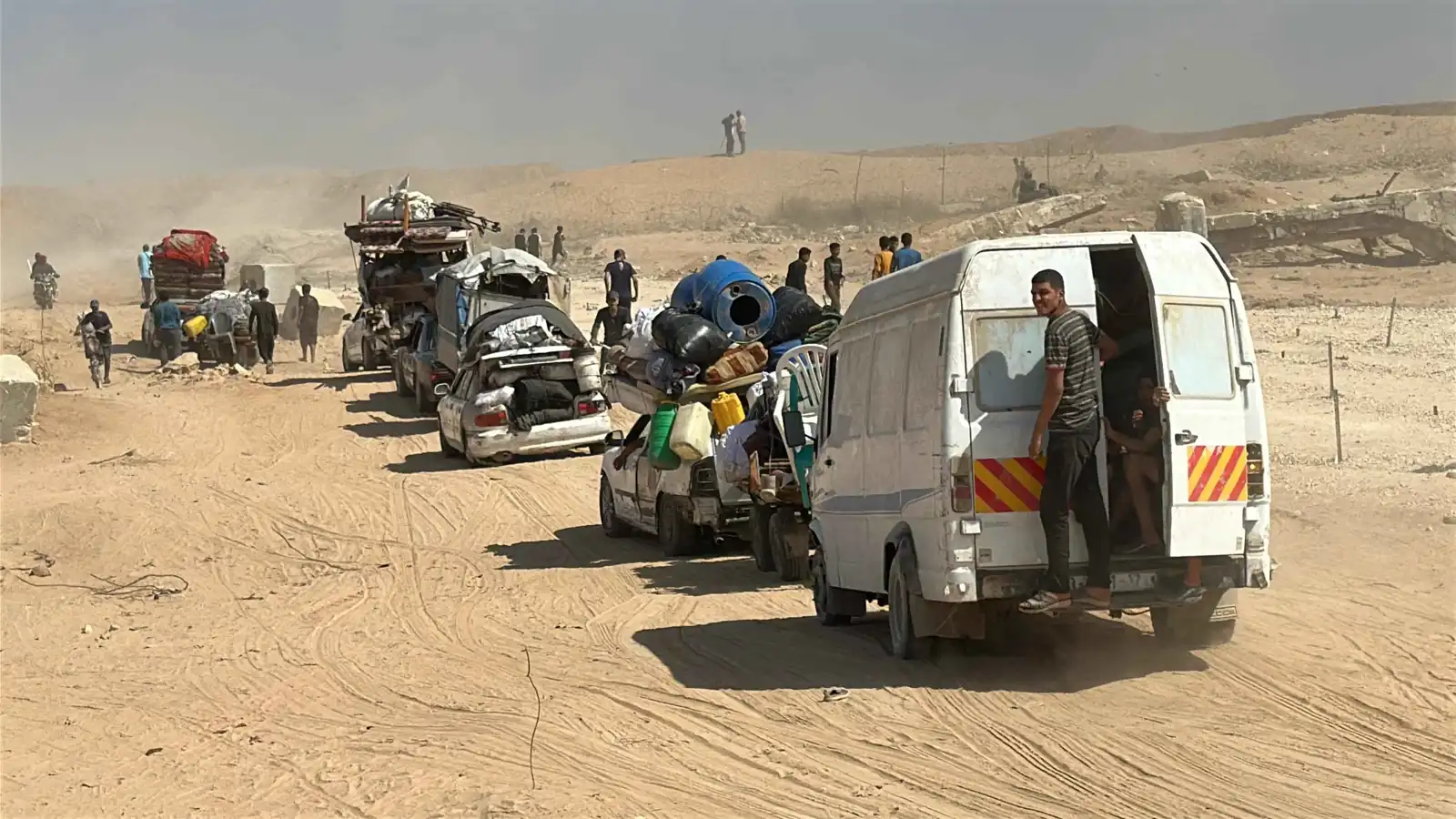 دمار هائل.. غزيون "ينعون" منازلهم بعد انسحاب الجيش الإسرائيلي