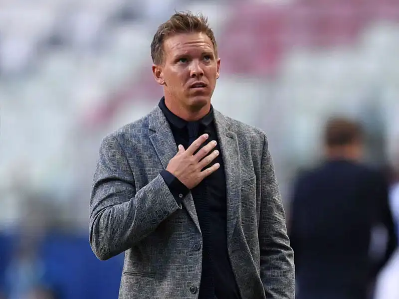 يوليان ناغلسمان