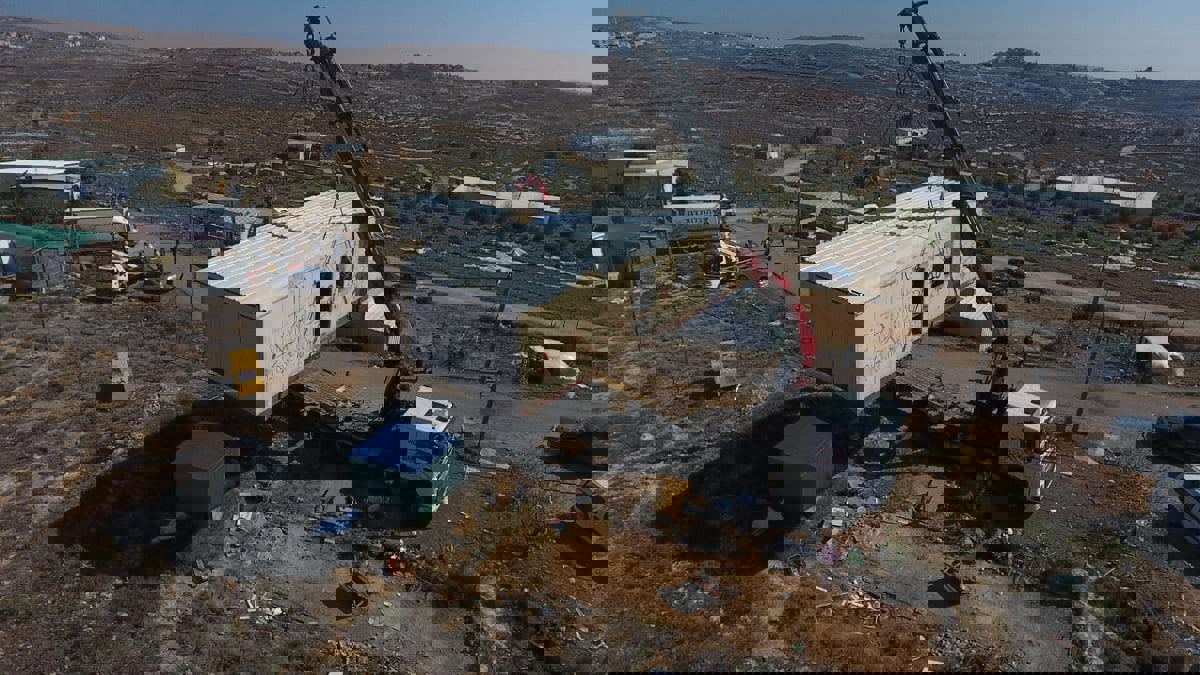 مسؤول فلسطيني: الجيش الإسرائيلي يزيل بؤرة استيطانية في الضفة الغربية