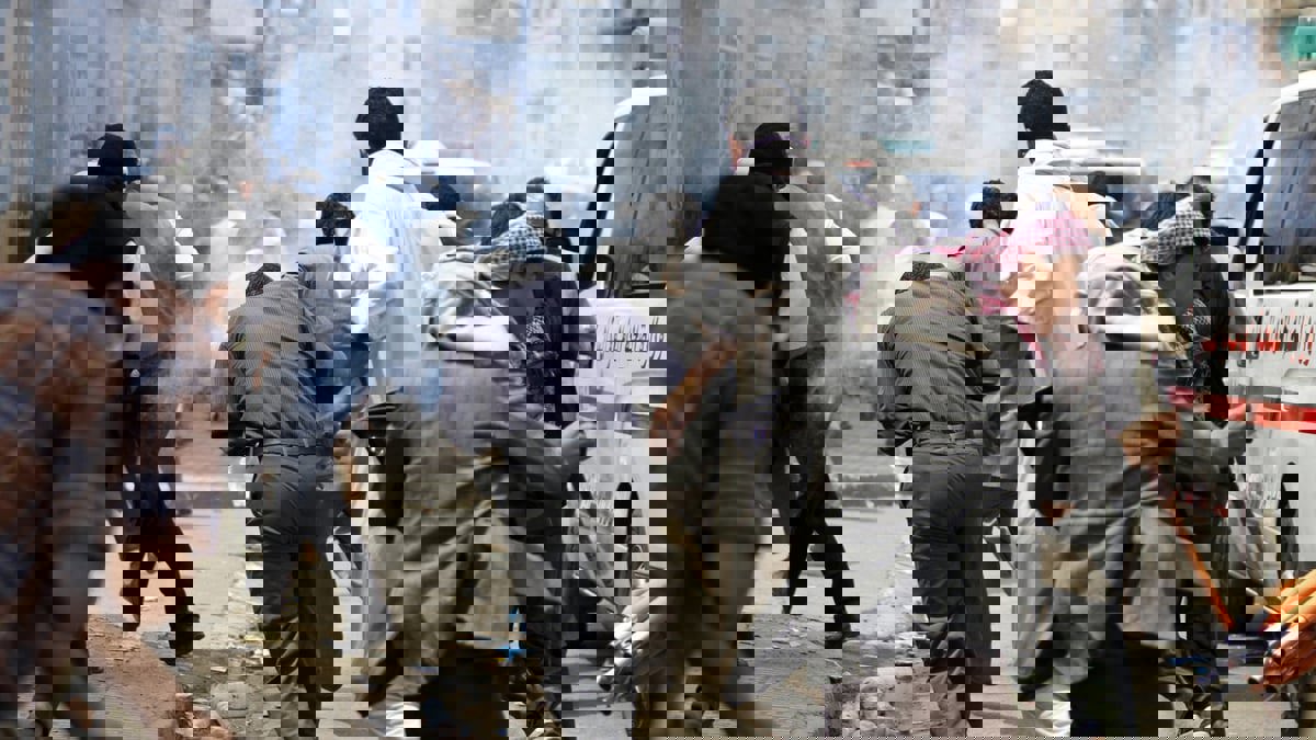 قتيل و 3 جرحى من أسرة واحدة إثر قصف حوثي على تعز

