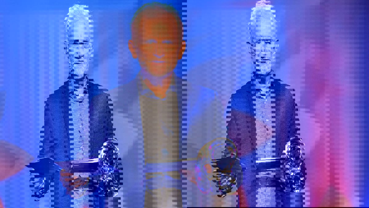 حائز على "نوبل للسلام".. السجن 10 سنوات للناشط البيلاروسي أليس بيالياتسكي