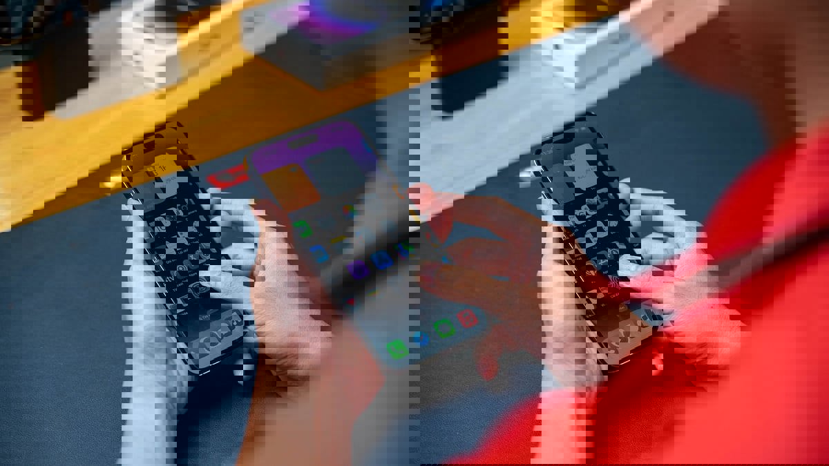 شكاوى من مشكلة غريبة عند تشغيل "أيفون 14 برو‎‎" (صور)