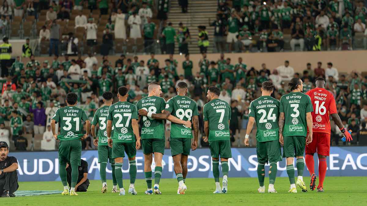 اسم مفاجئ.. أكبر مفاجآت مدرب الأهلي السعودي الجديد