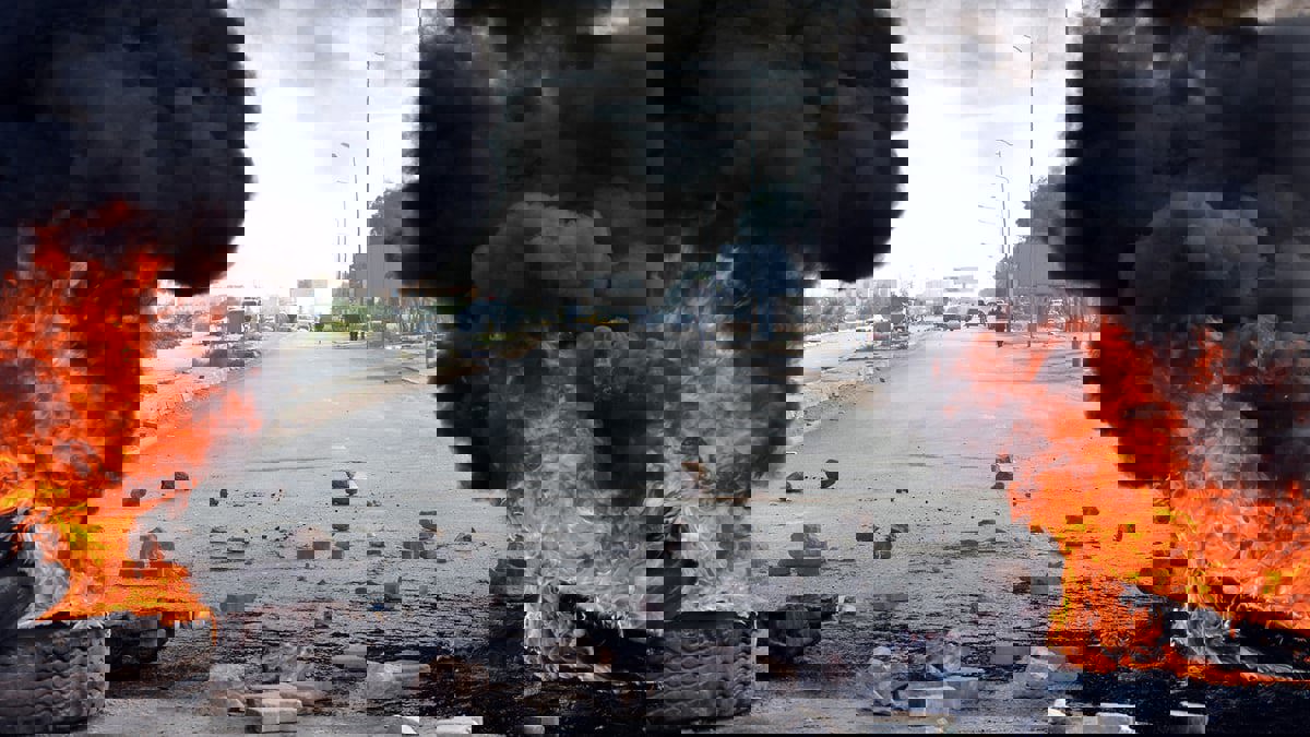 تونس.. تجدد المواجهات بين الأمن ومحتجين في محافظة القصرين