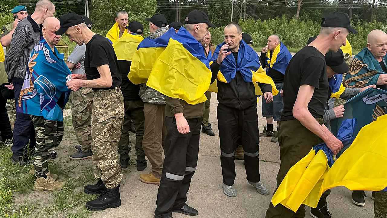 بوساطة إماراتية.. تبادل 292 أسيرا بين روسيا وأوكرانيا