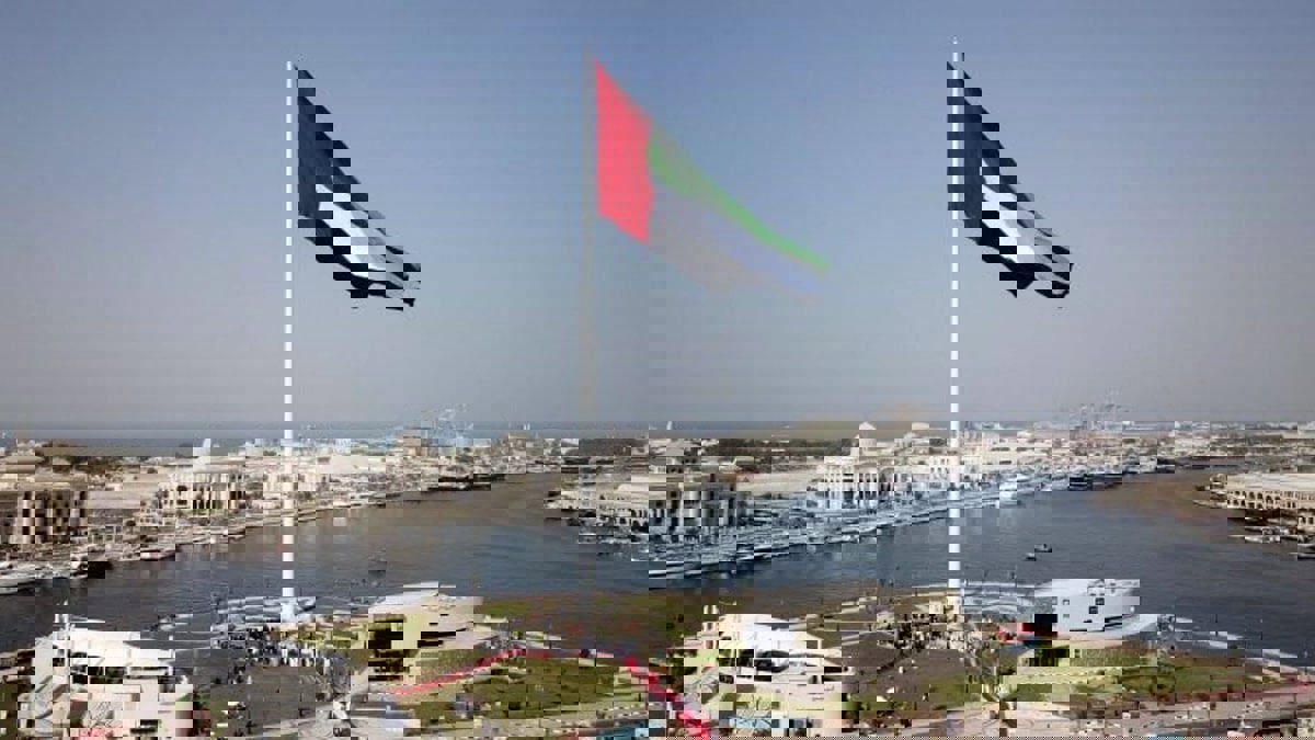 إمارات الأحلام الكبيرة