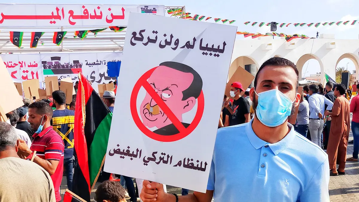 ليبيا.. احتجاجات حاشدة في بنغازي رفضا للتدخل التركي (فيديو وصور)