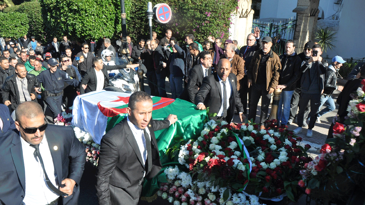 ما مستقبل الحراك الجزائري بعد رحيل قايد صالح؟