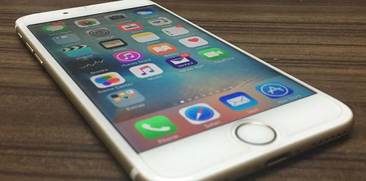 "أبل" تُهدد بطرد تطبيق من متجرها بسبب الفكاهة