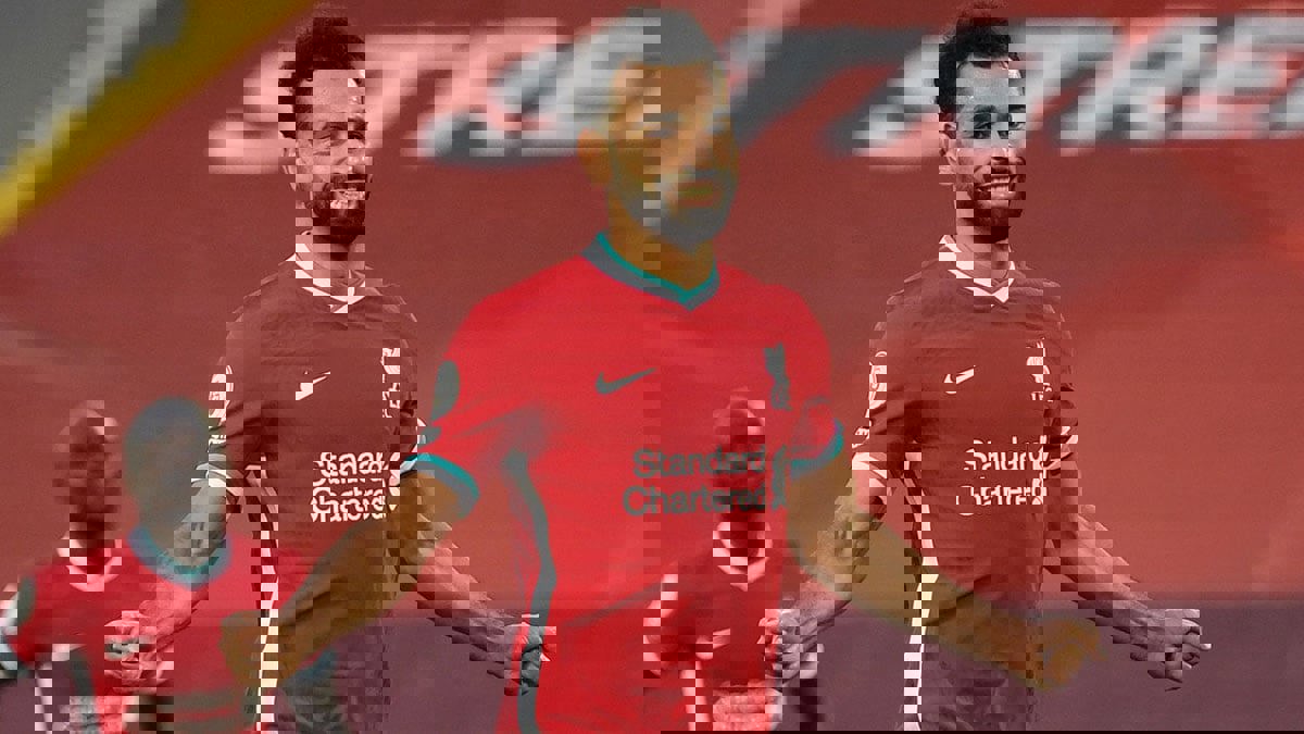 تقرير: كومان يستهدف ضم محمد صلاح إلى برشلونة