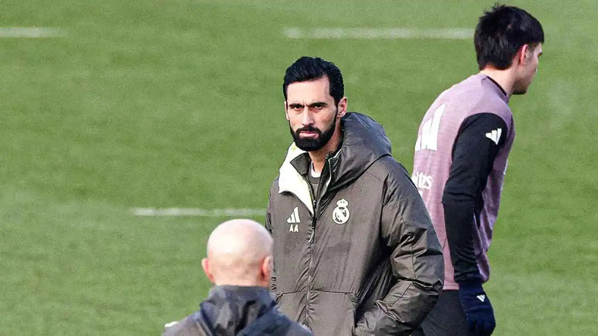 أولها نجم الهلال.. 5 صفقات تنقذ مشروع أربيلوا مع ريال مدريد