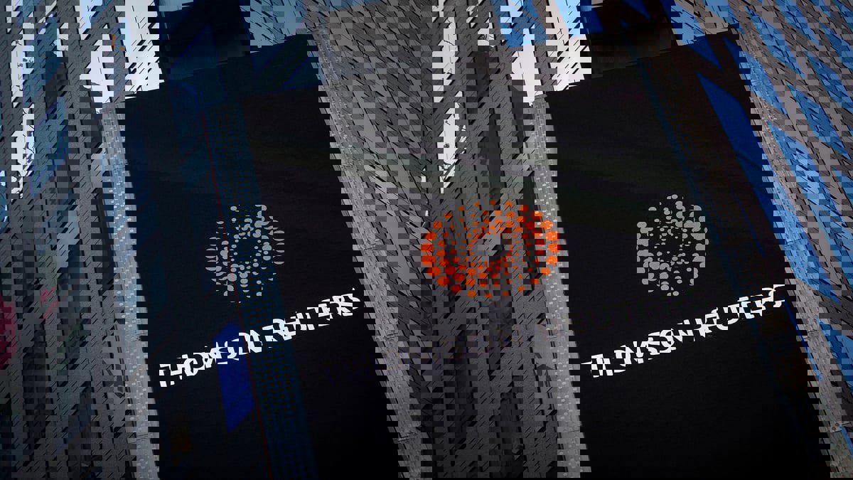 قاض يطالب بالتحقيق بدعوى "رويترز" بشأن نسخ محتوى متعلق بالذكاء الاصطناعي