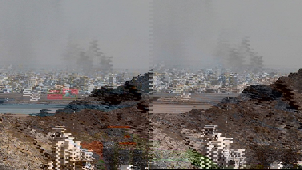 اليمن .. قتلى و جرحى جراء اشتباكات مسلحة في عدن‎