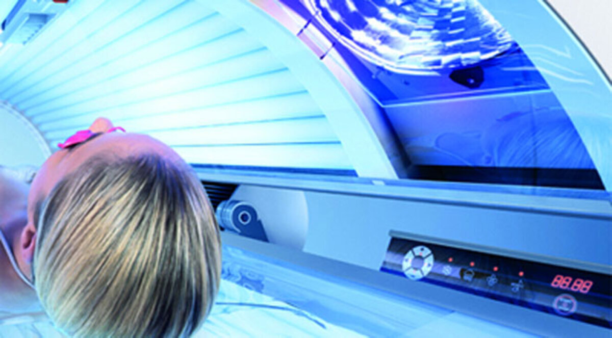 خبراء يحذرون من خطورة الأشعة فوق البنفسجية