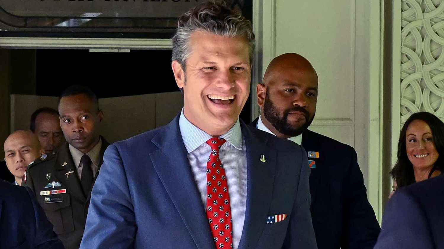 هيغسيث يتوجه إلى بروكسل لحضور اجتماع "الناتو"