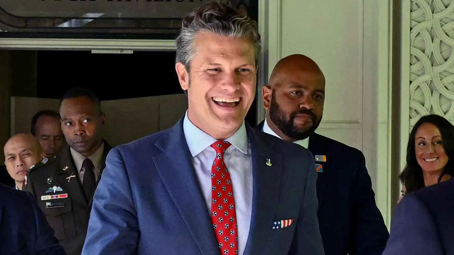 هيغسيث يتوجه إلى بروكسل لحضور اجتماع "الناتو"