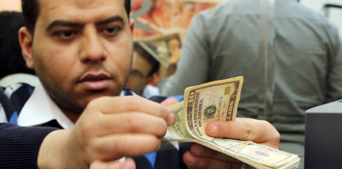 مصر.. تجار السوق السوداء يوقفون التعامل بالدولار