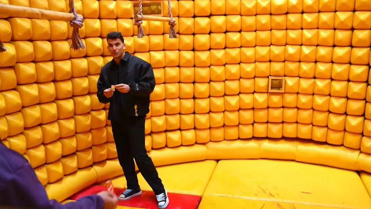 بعد غضبه وإصابته.. كم تقاضى زيزو للظهور في "رامز ليفل الوحش"؟