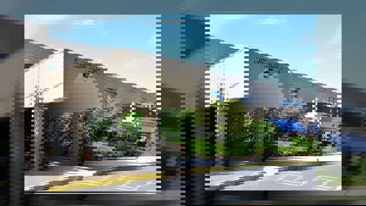 تهديدات باستهداف 30 مركزًا لليهود في الولايات المتحدة.. من يقف وراء "إرهاب الهاتف"؟