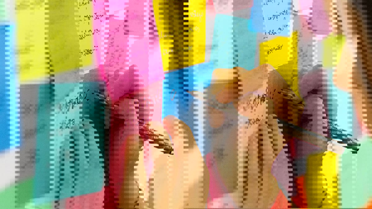 أربع تقنيات تربوية لتشجيع أطفالك على اتباع عادات إيجابية