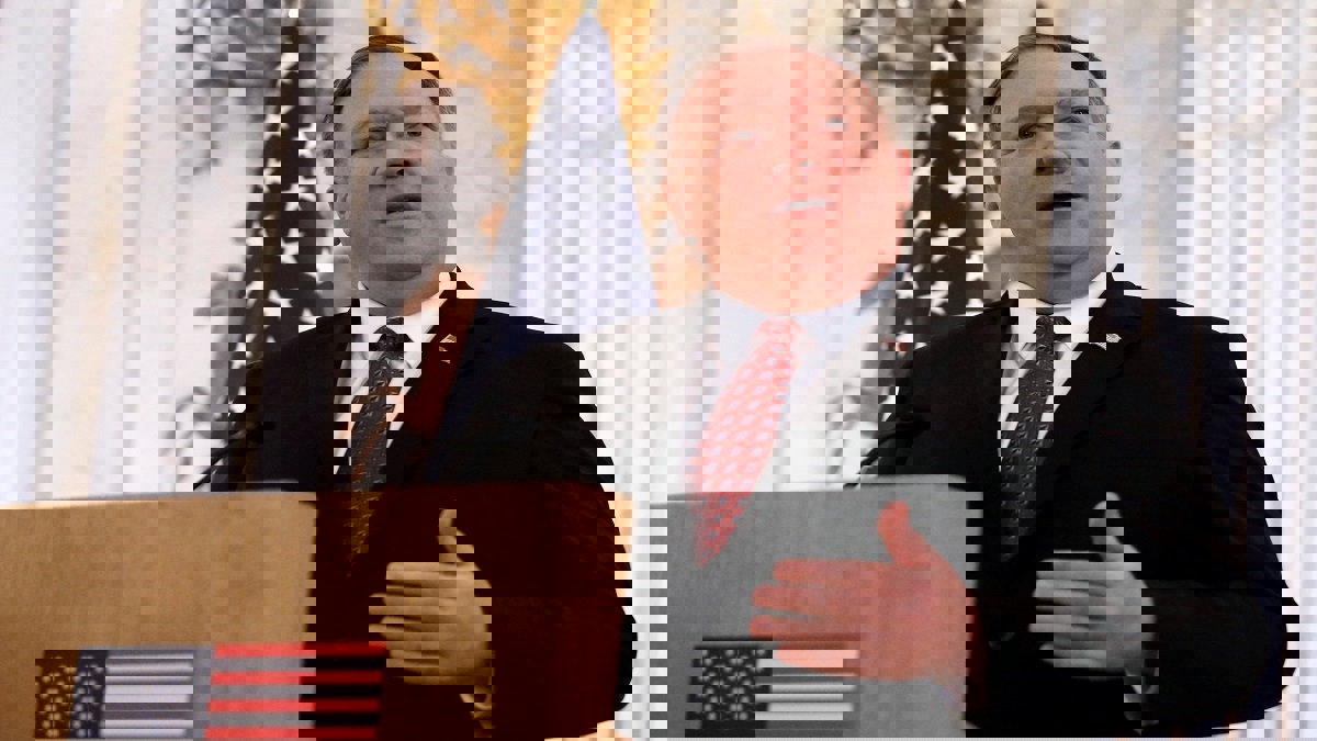 بومبيو: أمريكا لن تتعاون في مجال الاتصالات مع دول تستخدم أنظمة "هواوي"