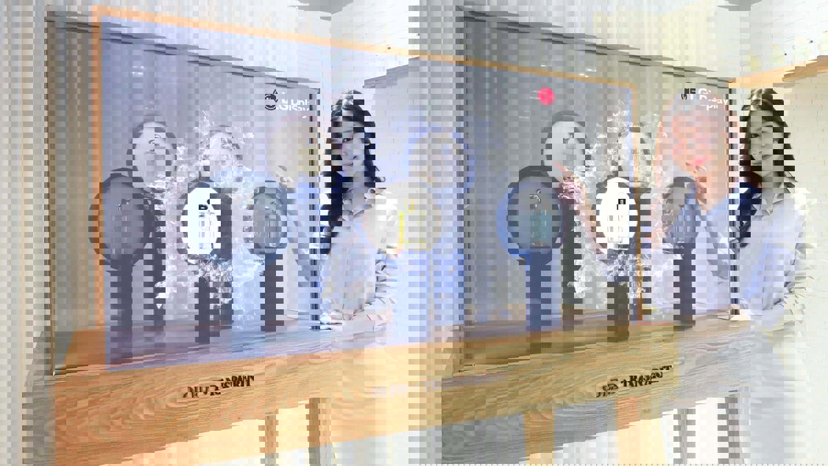 "إل جي" تطرح شاشات جديدة "شفافة"