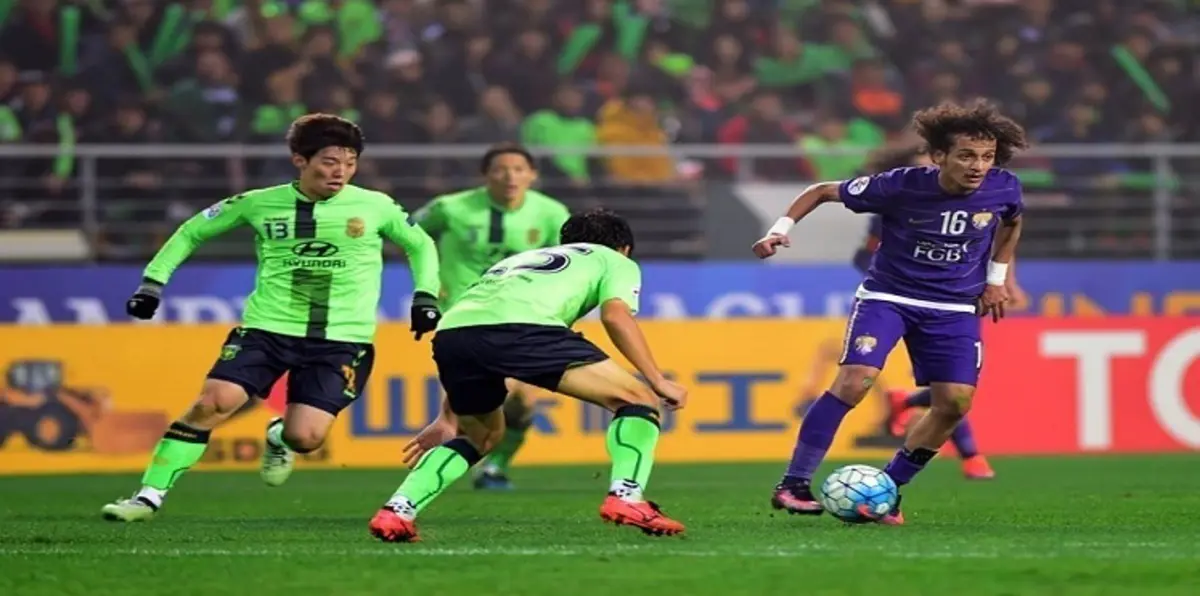 لاعبو العين الإماراتي يعتذرون للجماهير عقب خسارة دوري أبطال آسيا