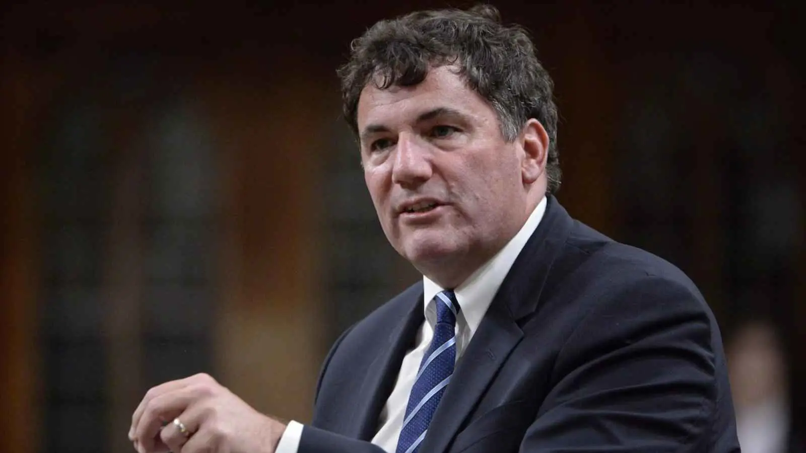 بعد رسوم ترامب الجمركية.. كندا تعلن عن أول إجراء لحماية شركاتها