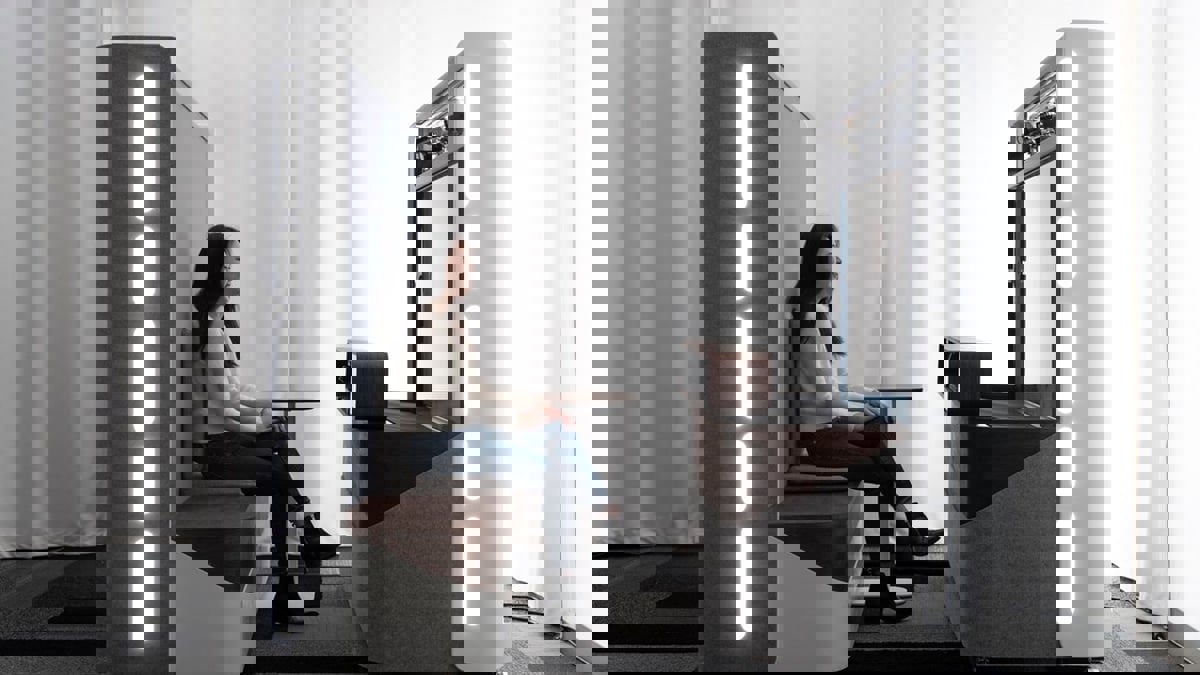 نقلة نوعية بعالم الدردشة.. "غوغل" تختبر "الهولوغرافي" لمكالمات الفيديو