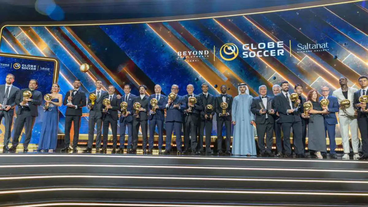 4 أسباب مهمة.. كيف سحبت "غلوب سوكر" البساط من الكرة الذهبية و"ذا بيست"؟