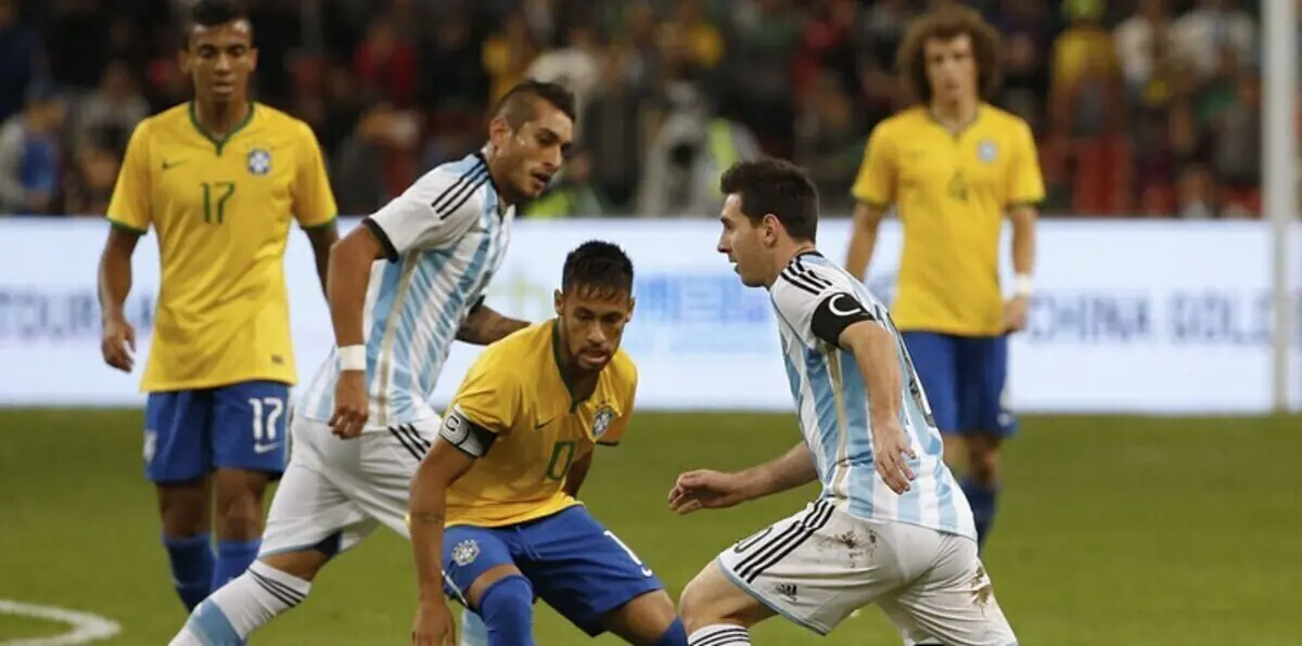 البرازيل والأرجنتين.. أكثر من مجرد مباراة