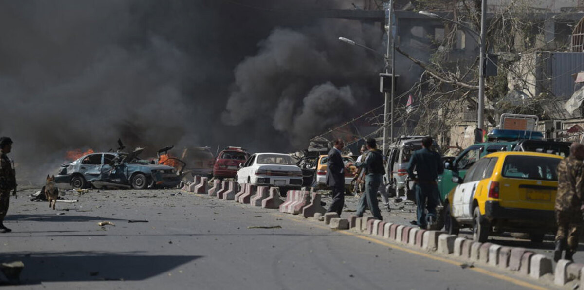 مقتل 6 أشخاص في هجوم انتحاري خلال مراسم تشييع بأفغانستان 