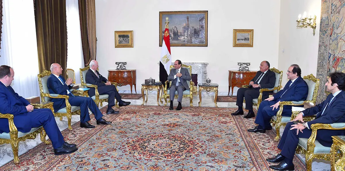 دي ميستورا يطالب مصر بتكثيف اتصالاتها لكسر جمود الأزمة السورية