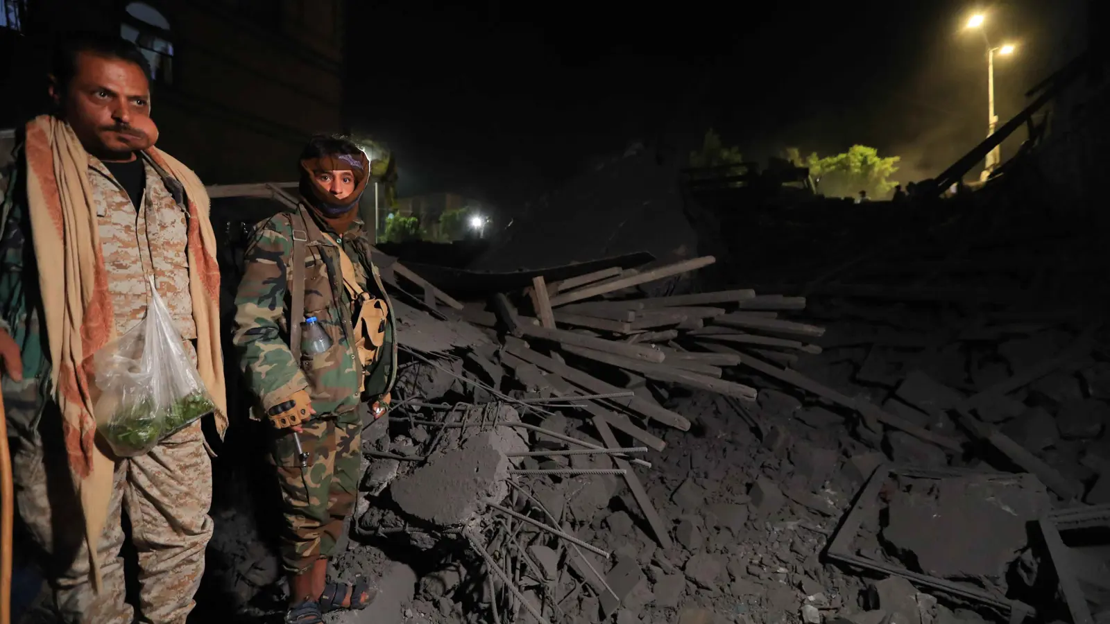 استهدفت 4 محافظات.. 5 قتلى بغارات أمريكية على اليمن