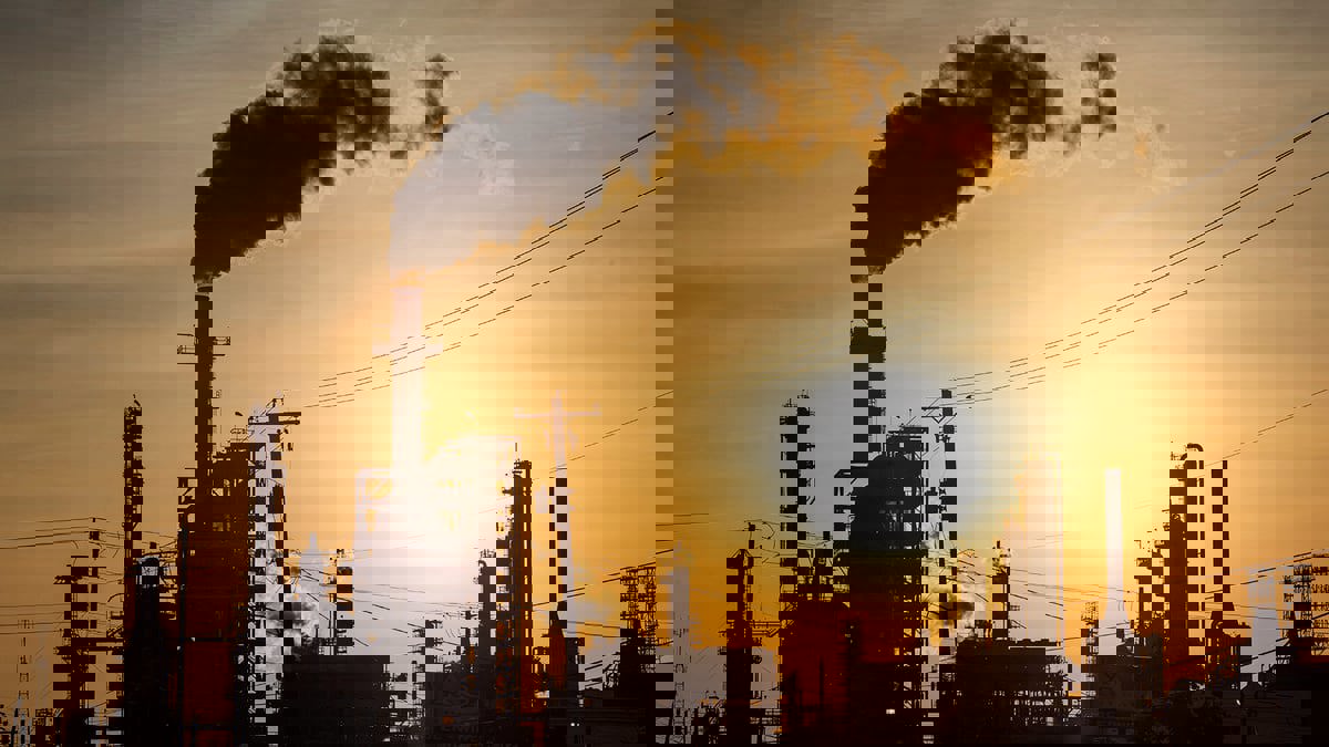 النفط يقفز لأعلى مستوياته منذ 7 سنوات