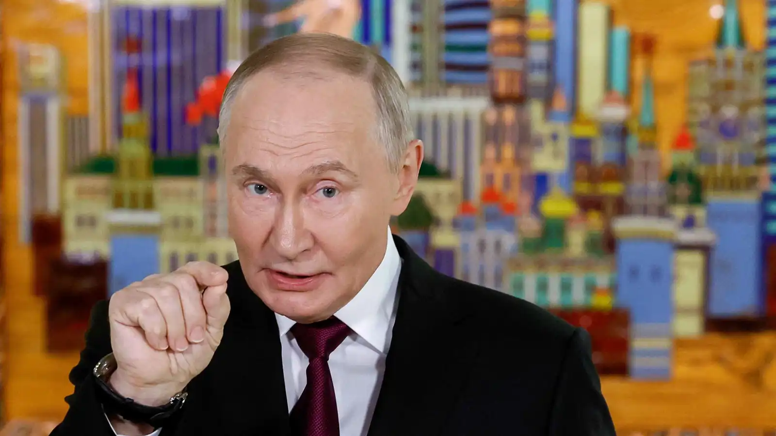 بالقوة أو بالانسحاب الأوكراني.. بوتين يشدد على حتمية "تحرير" دونباس ونوفوروسيا