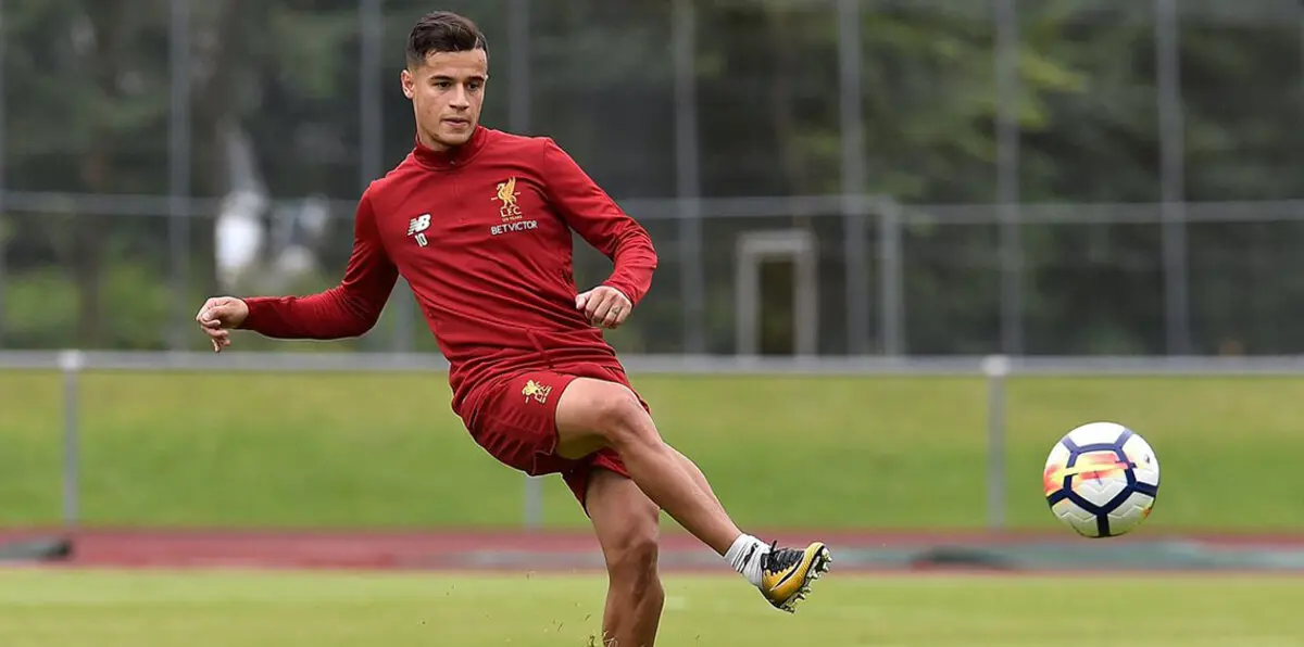 دليل أقوى على الانتقال لبرشلونة.. كوتينيو خارج تشكيلة ليفربول في أول مباريات دوري أبطال أوروبا