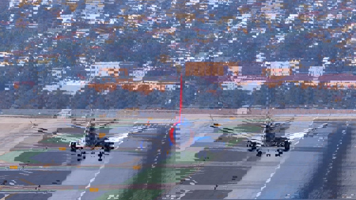 التحذير من "كارثة" في حال نشر شبكات الجيل الخامس قرب المطارات الأمريكية