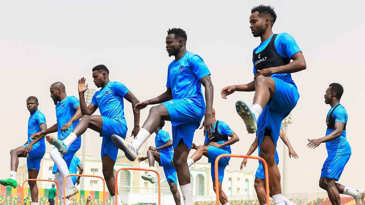 بمباركة ريغيكامب.. الهلال السوداني يدعم صفوفه بالصفقة السادسة